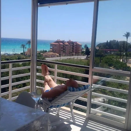 Happy Paradise *
